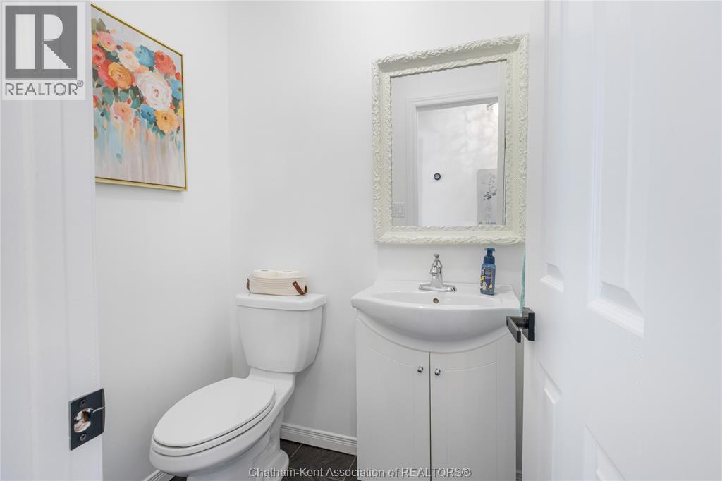 76 PAMELA CRESCENT - 20