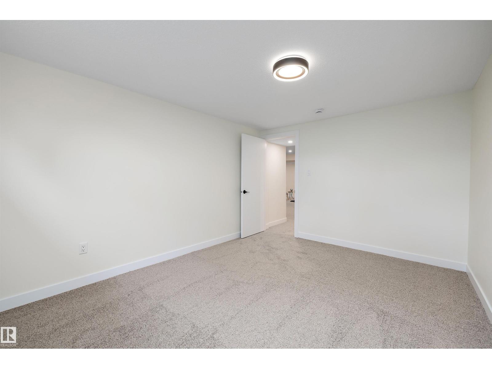 3515 105B ST NW - 36