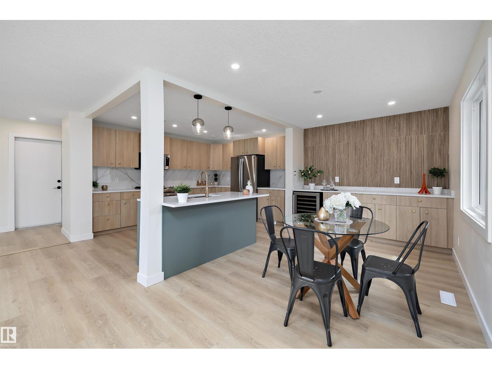 3515 105B ST NW - 8