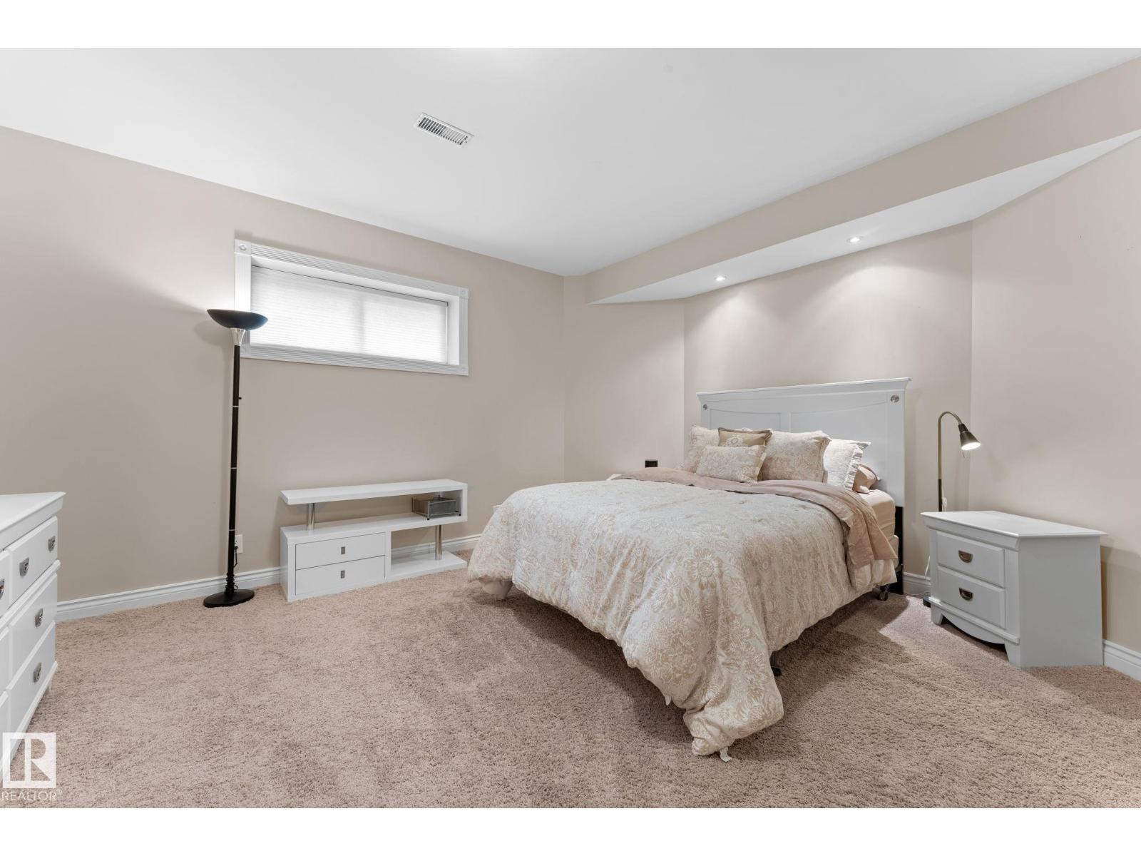 9 CREEKSIDE CL - 50