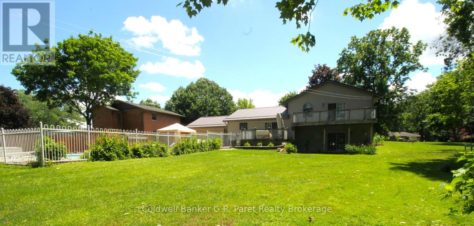 28 WELLINGTON STREET W - 5