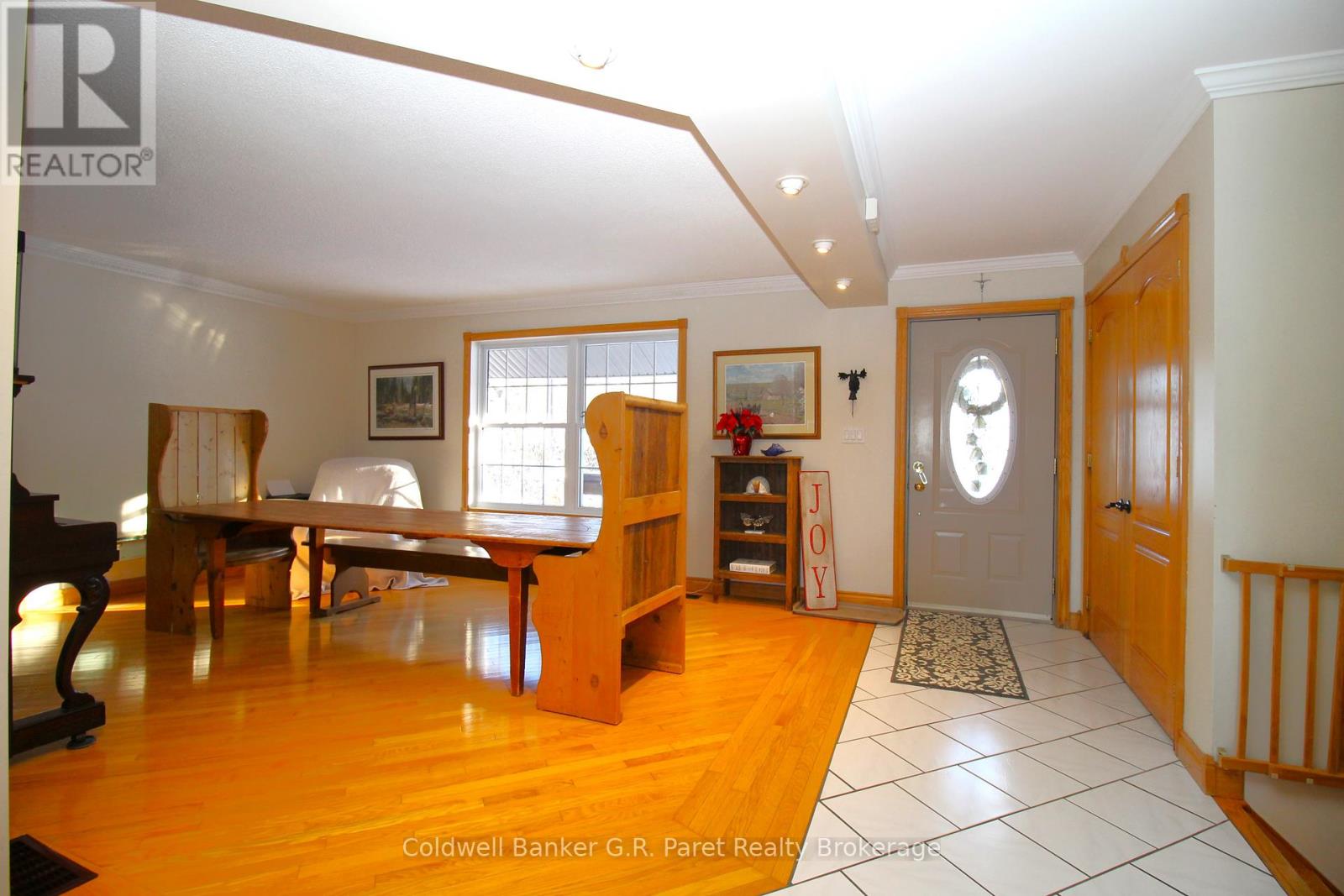 28 WELLINGTON STREET W - 7