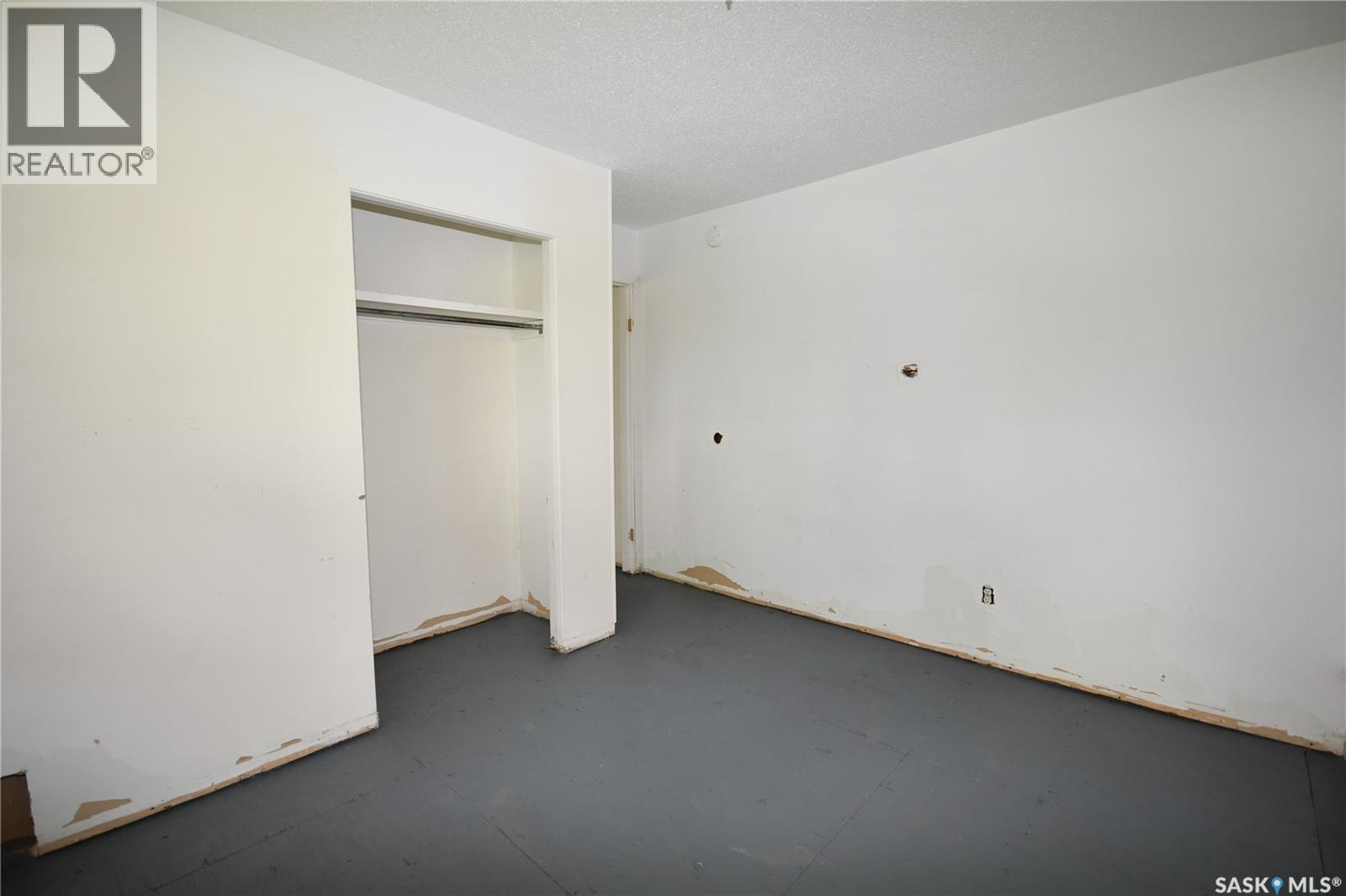 #111-115 Mill AVENUE N - 27