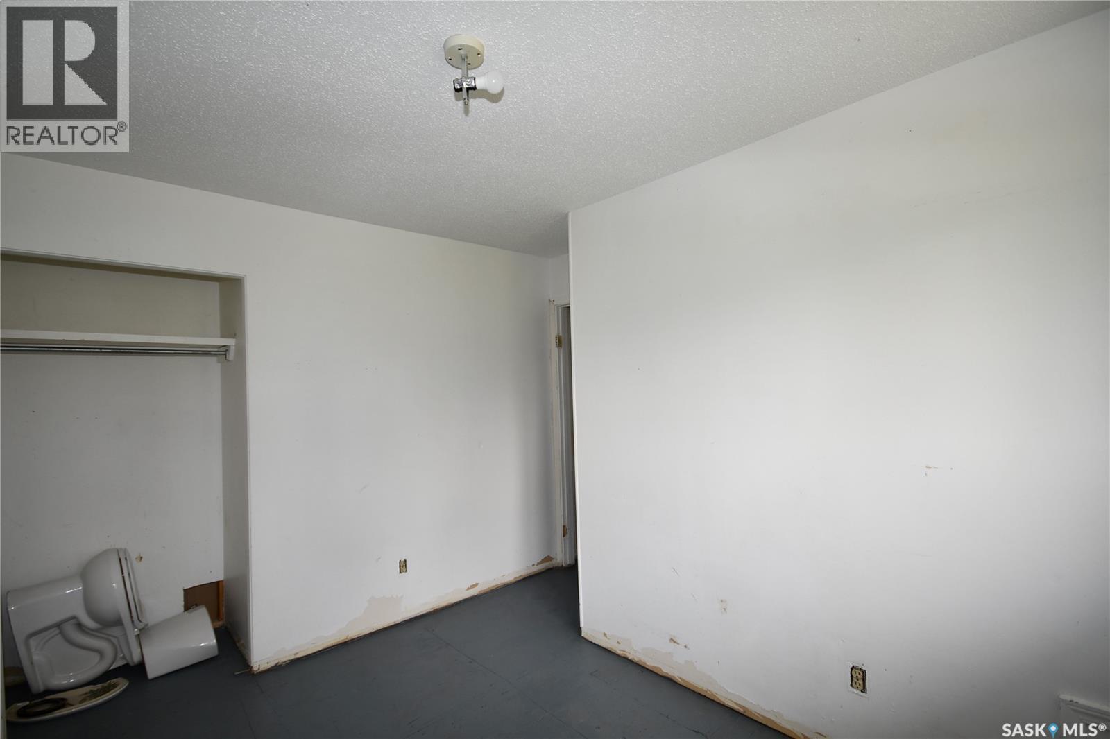 #111-115 Mill AVENUE N - 29