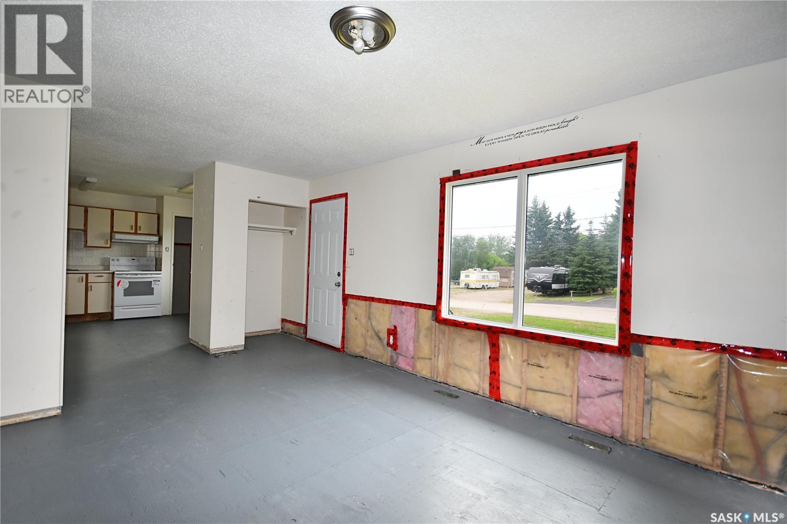 #111-115 Mill AVENUE N - 9