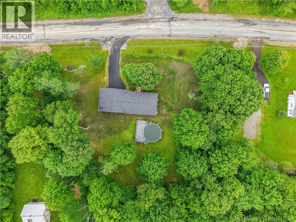 220 Route 105 - Image 40