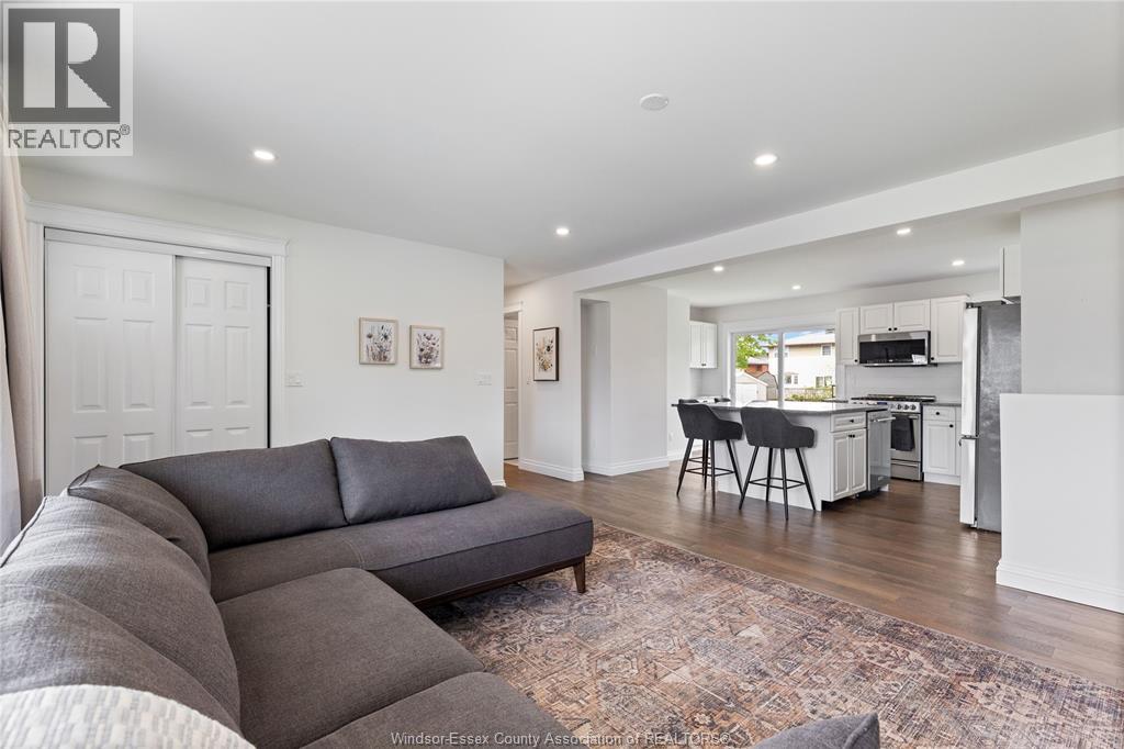 221 GRACE ROAD - 6