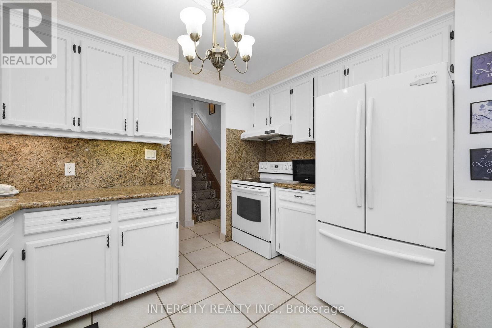 7279 VERNOR DRIVE - 13