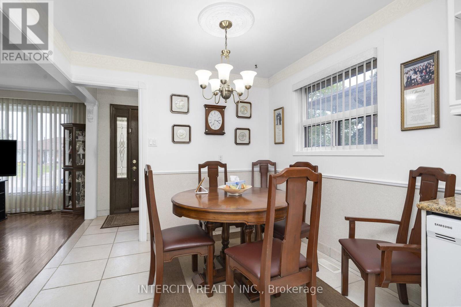 7279 VERNOR DRIVE - 14