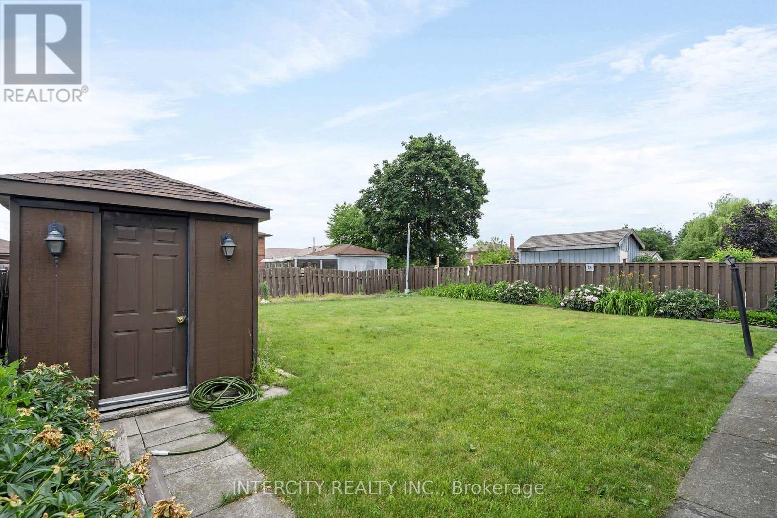 7279 VERNOR DRIVE - 31