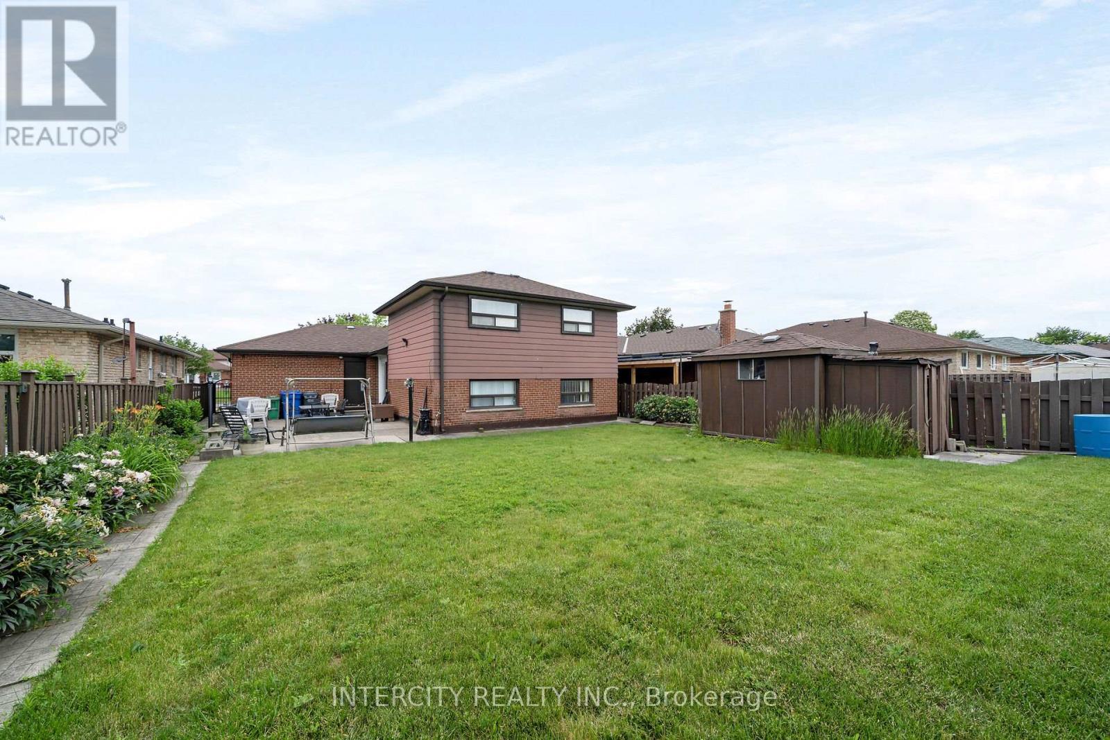 7279 VERNOR DRIVE - 33