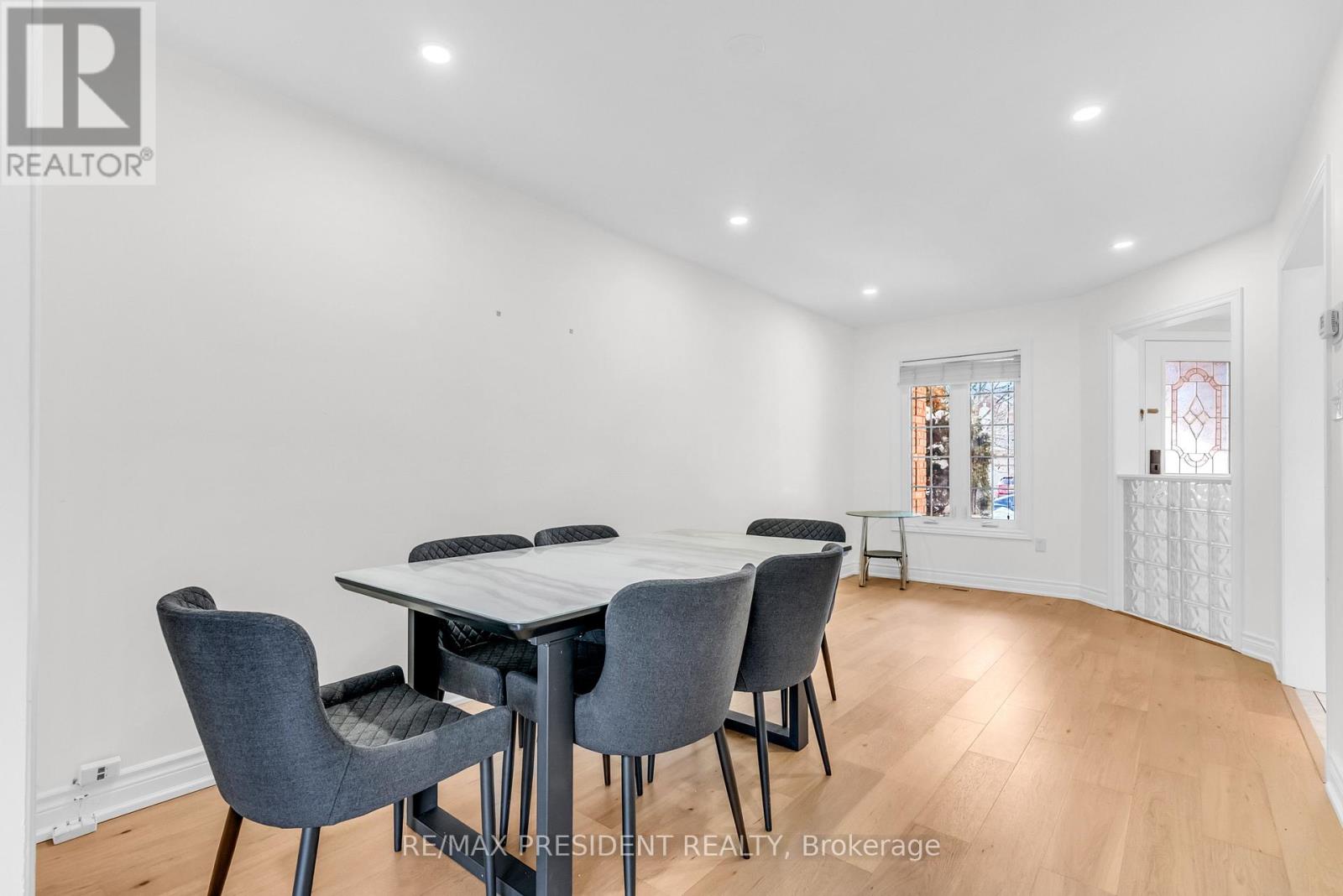 7031 GRAYDON COURT - 11