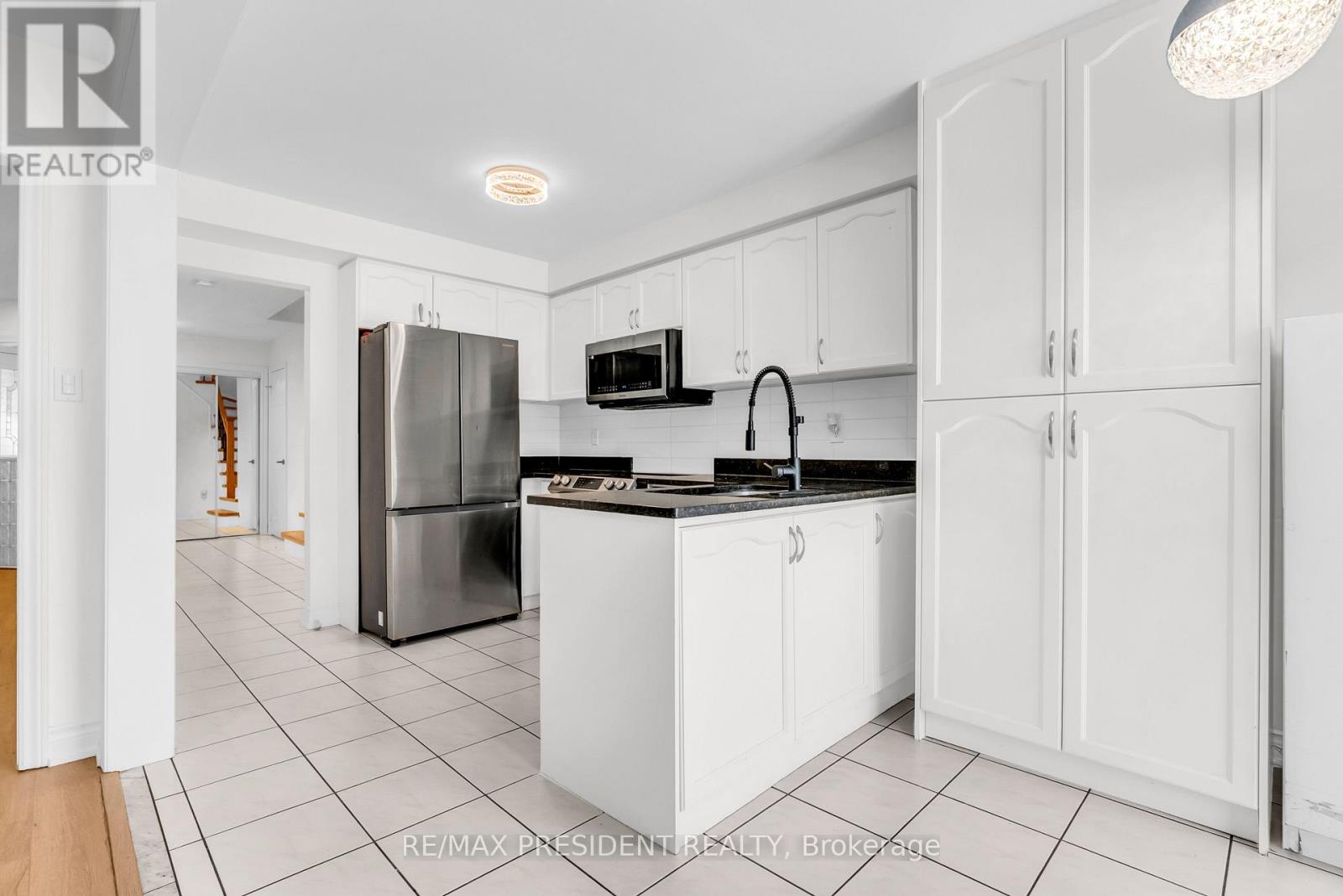 7031 GRAYDON COURT - 18