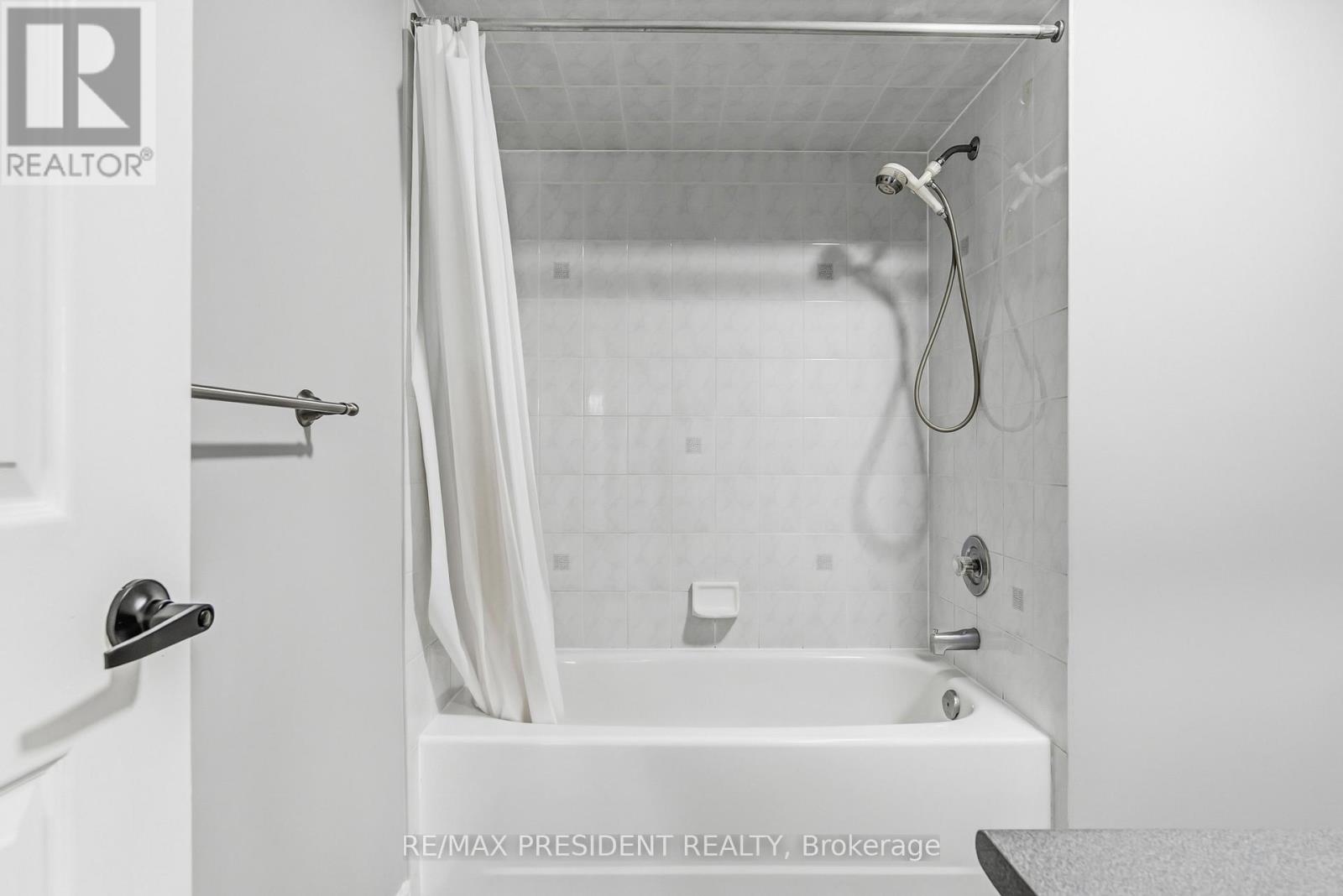 7031 GRAYDON COURT - 31