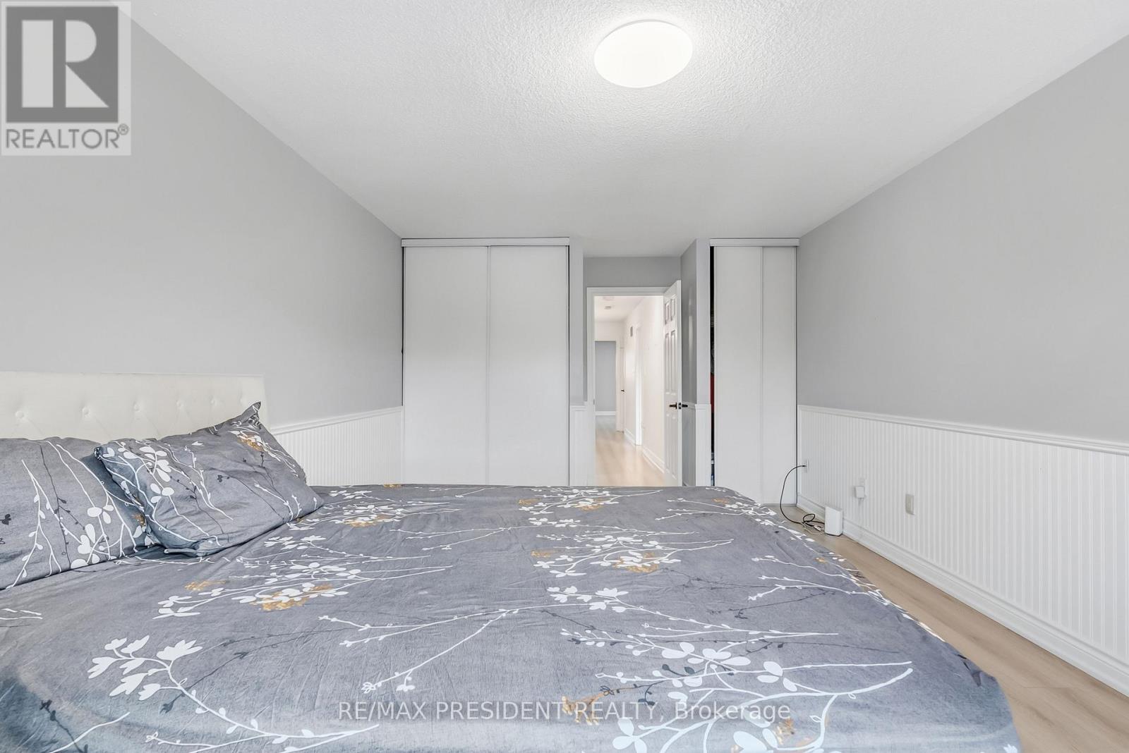 7031 GRAYDON COURT - 35