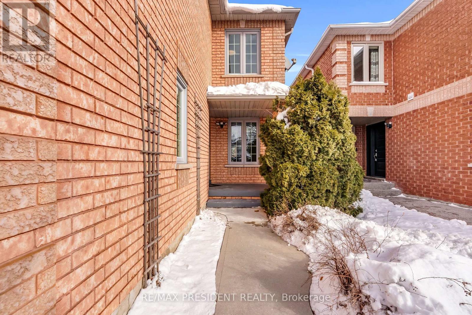 7031 GRAYDON COURT - 4