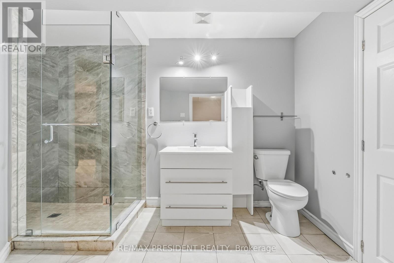 7031 GRAYDON COURT - 48