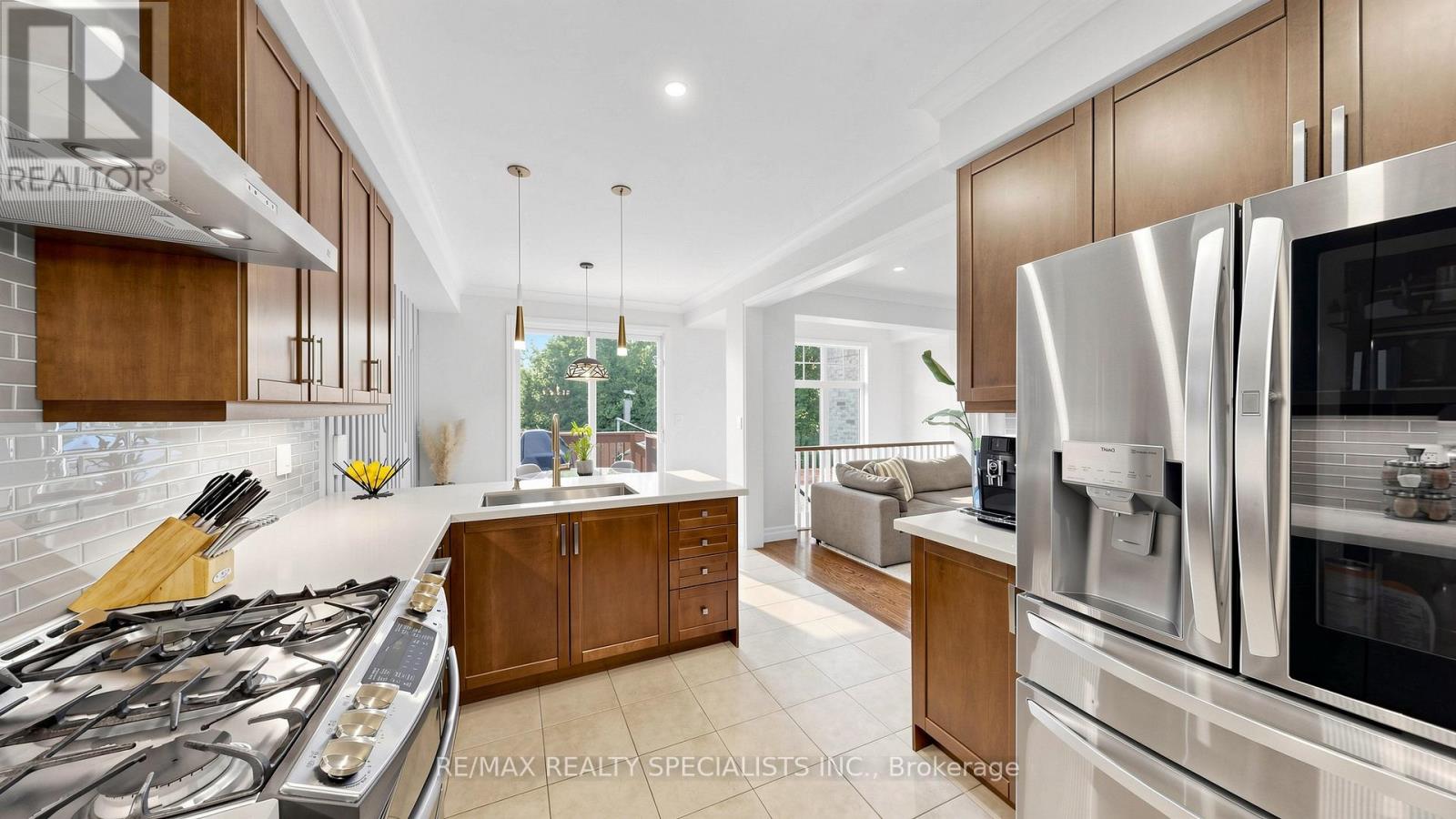 #10 3275 STALYBRIDGE DRIVE - 13