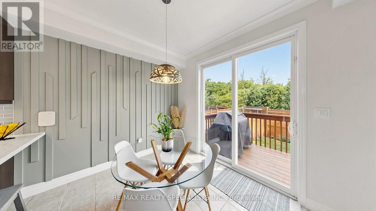 #10 3275 STALYBRIDGE DRIVE - 14