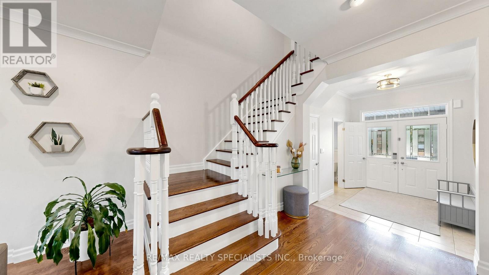 #10 3275 STALYBRIDGE DRIVE - 3
