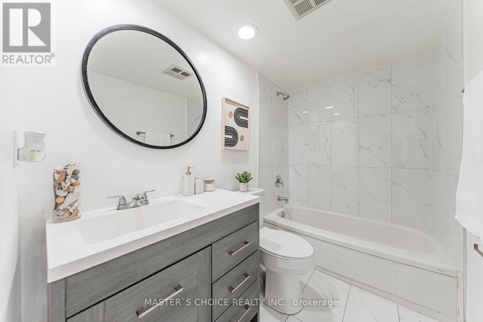 #1110 50 EGLINTON AVENUE W - 25