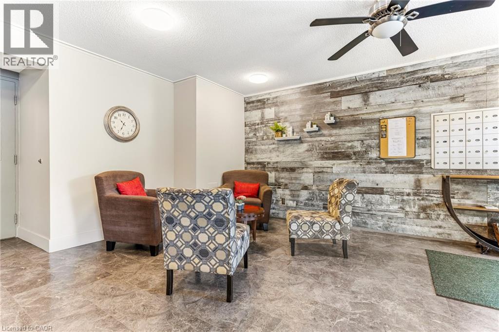 #211 4209 HIXON Street - 3