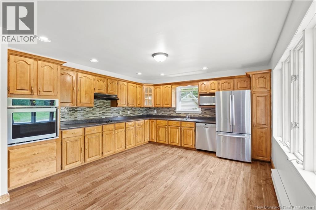 469 Upton St - 7