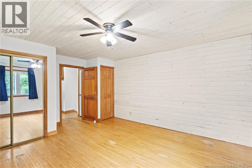 469 Upton St - 17