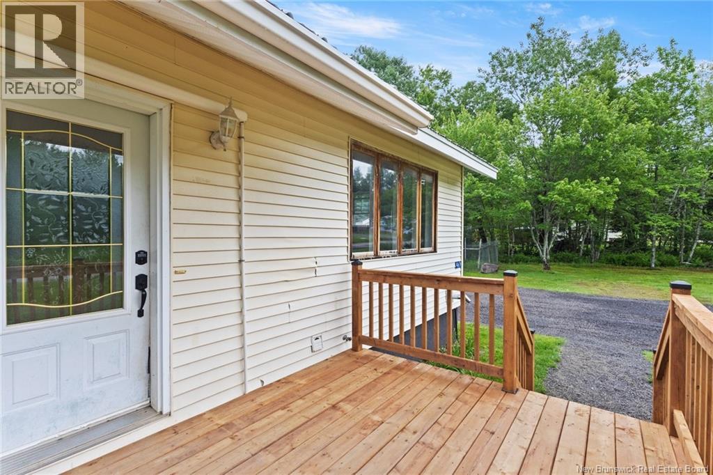 469 Upton St - 34