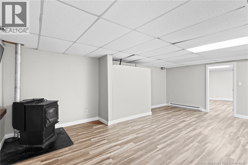 469 Upton St - 24