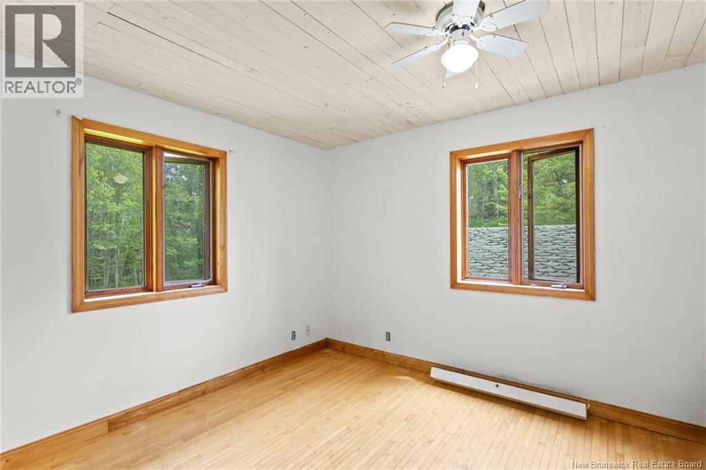 469 Upton St - 18