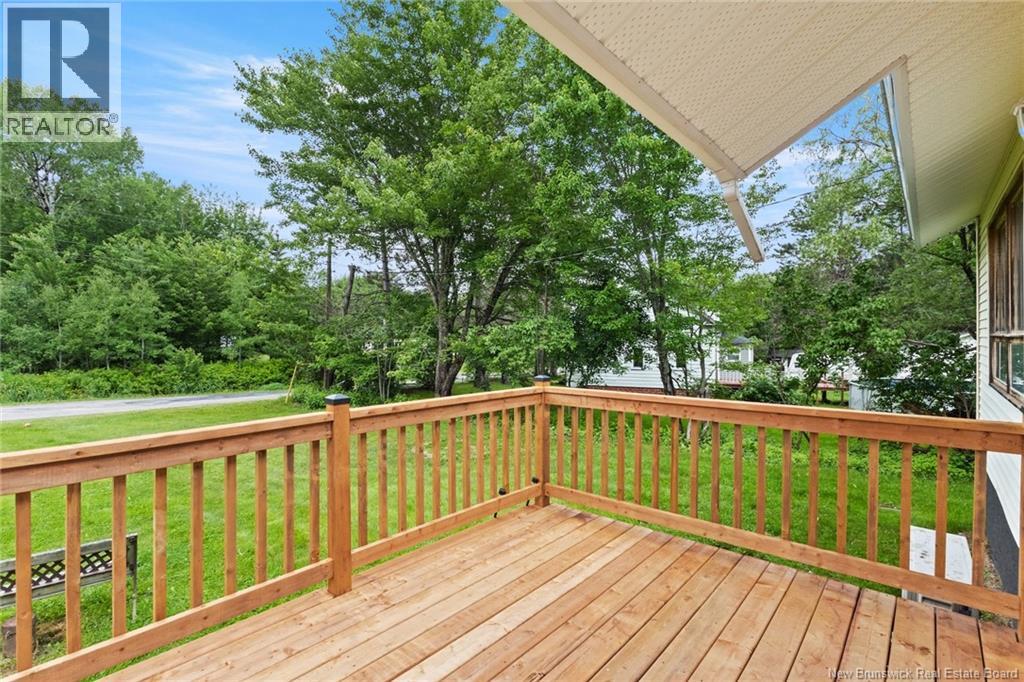 469 Upton St - 35