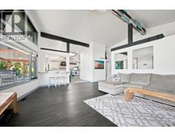 3pc Ensuite bath - 400 Inkster Road, Vernon, BC V1H1L2 Photo 10