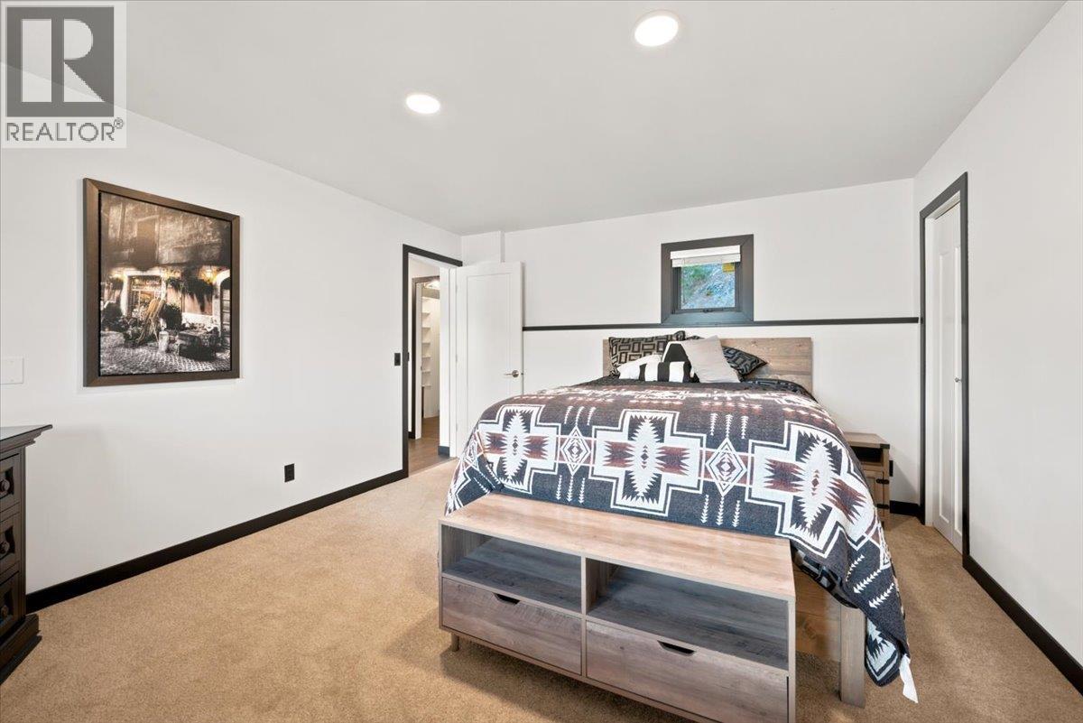 400 Inkster Road - 27
