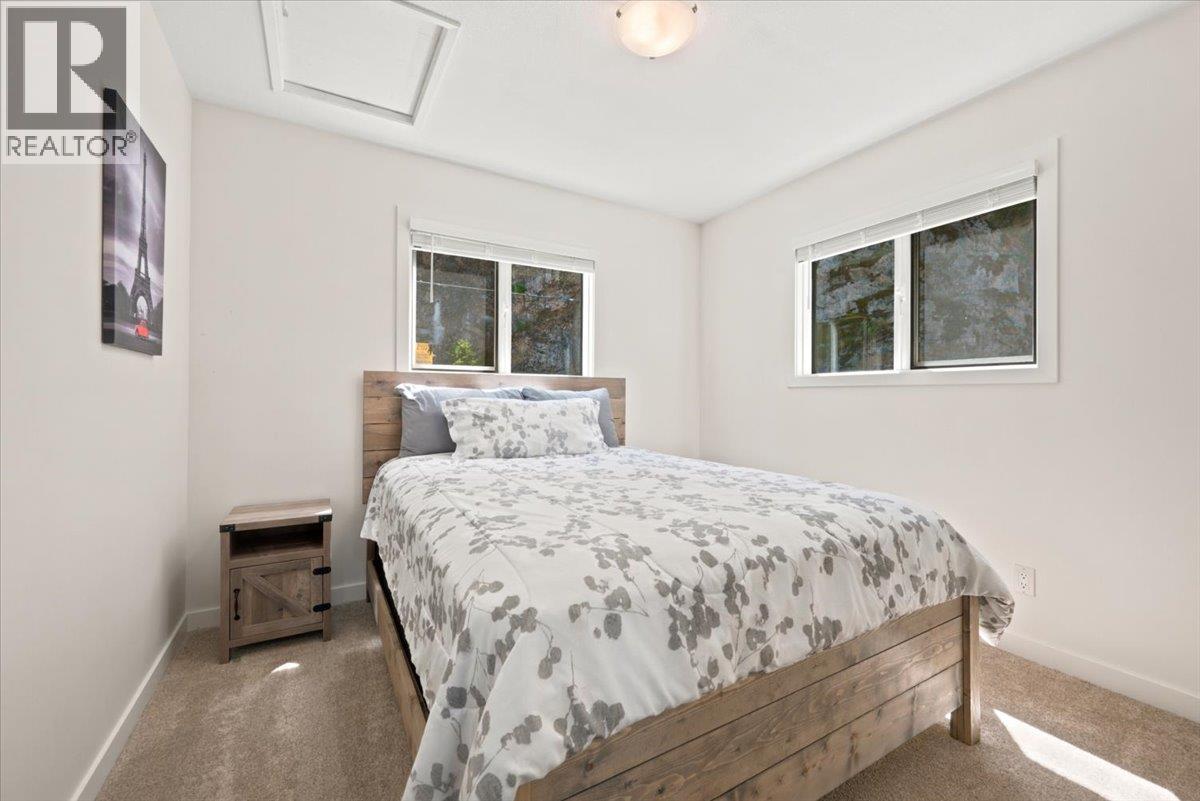400 Inkster Road - 35