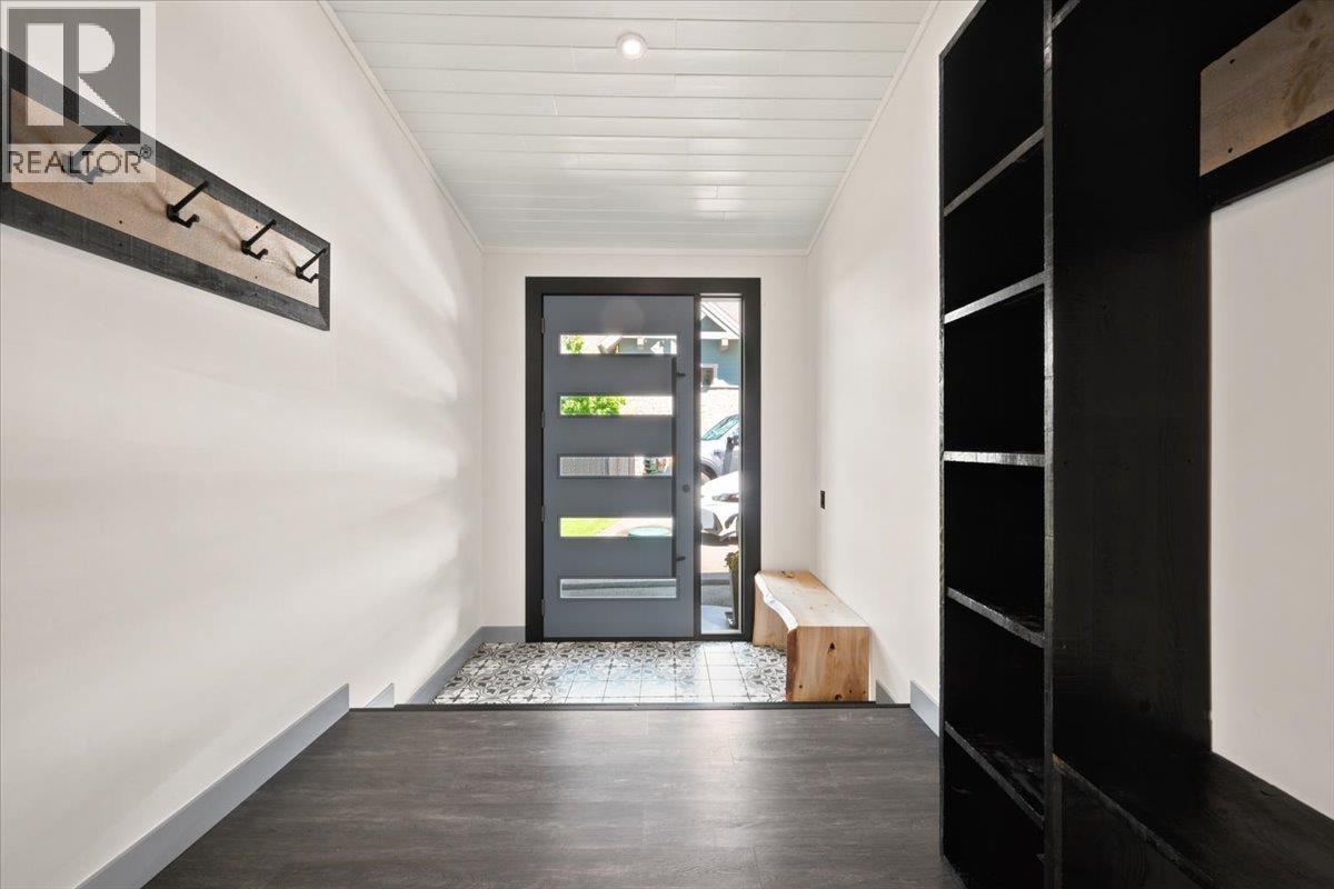 400 Inkster Road - 19