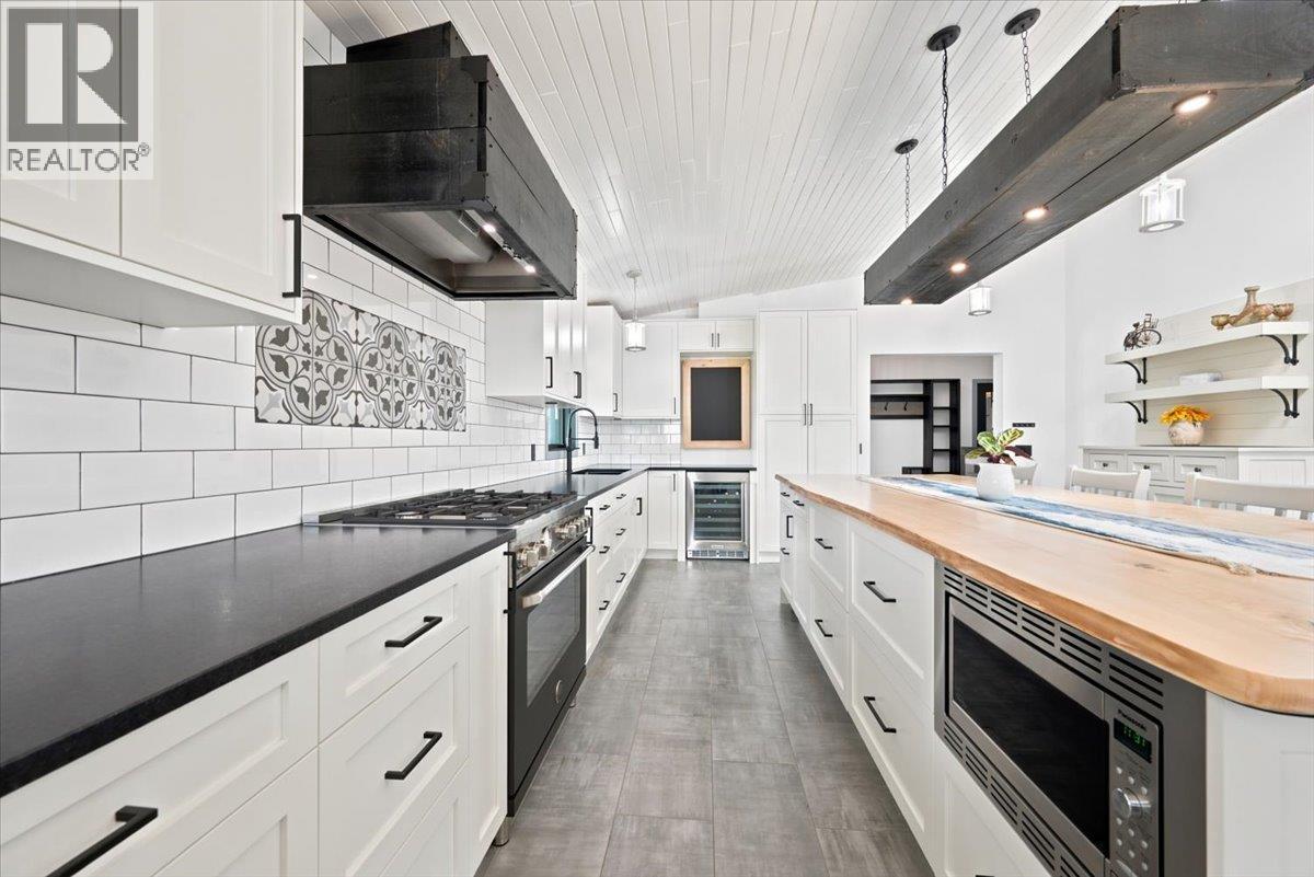 400 Inkster Road - 16