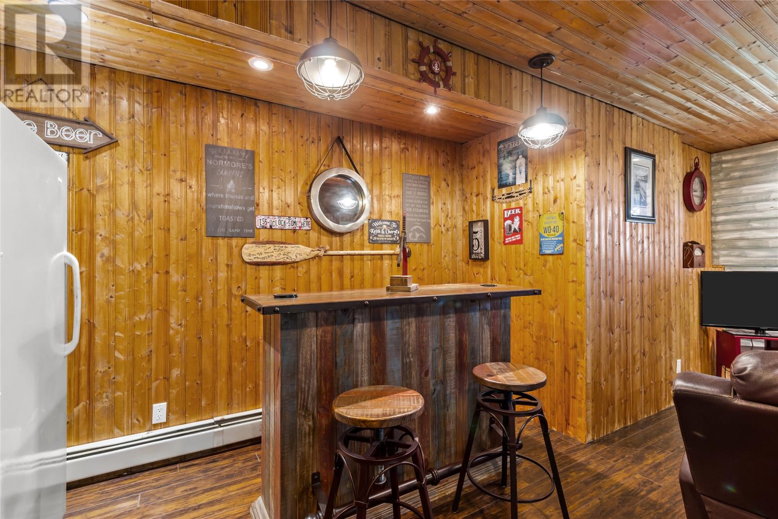25A Deer Park Road - 27