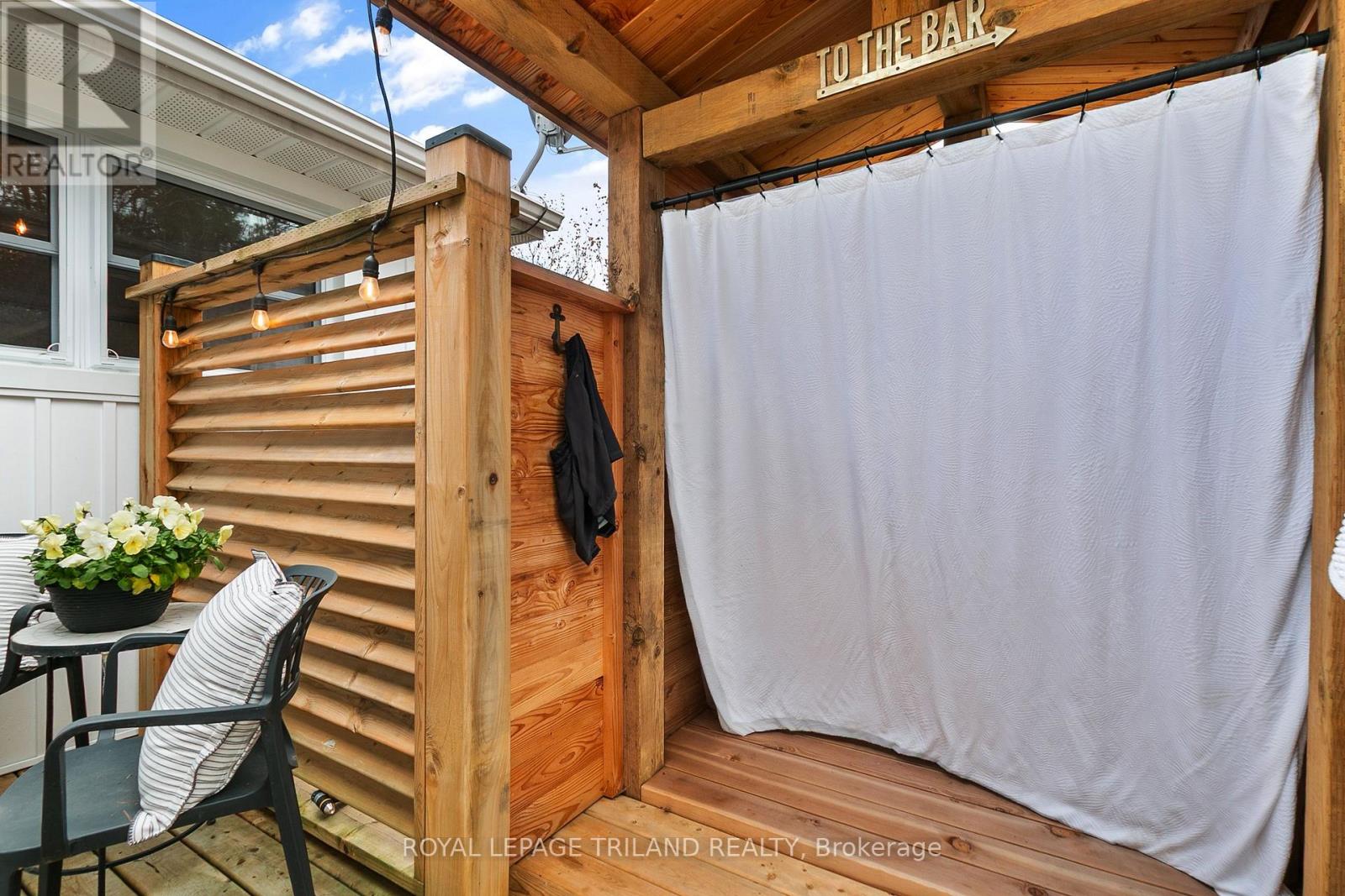 298 SUNSET DRIVE - 23