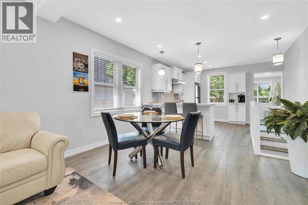 1209 CURRY AVENUE - 10