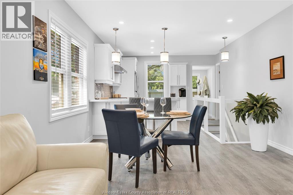 1209 CURRY AVENUE - 11