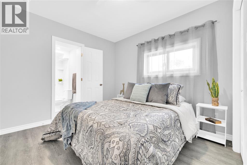 1209 CURRY AVENUE - 22
