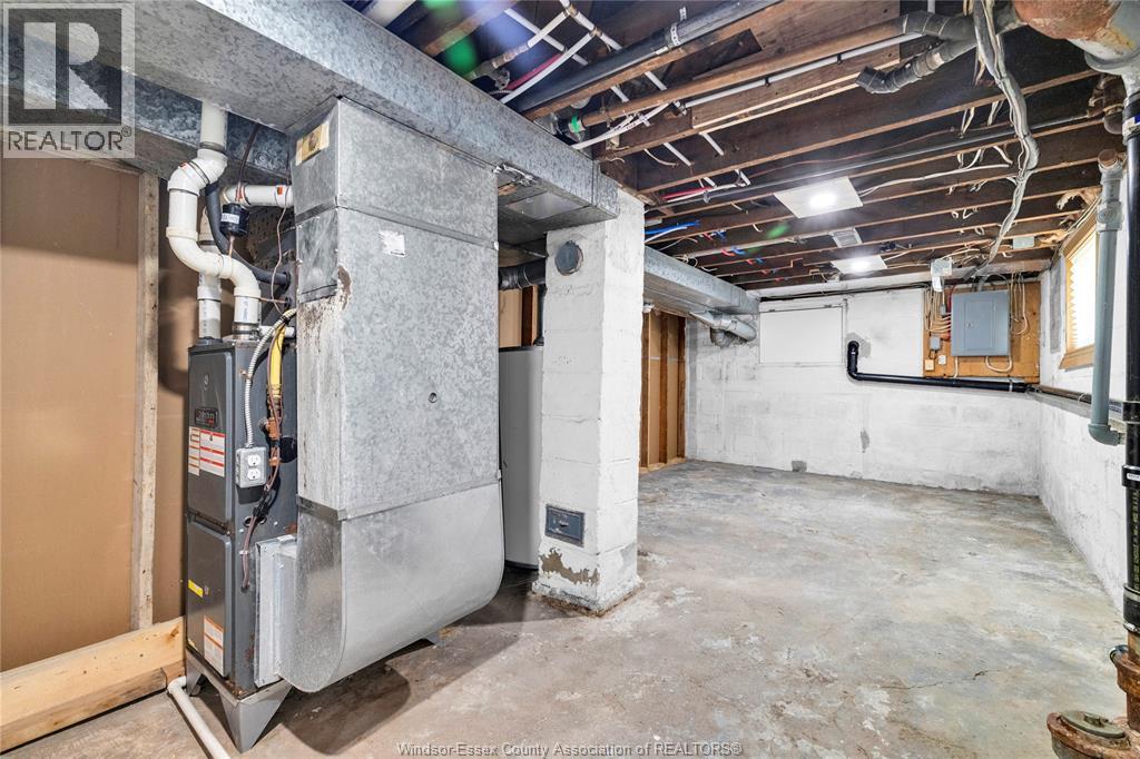 1209 CURRY AVENUE - 31