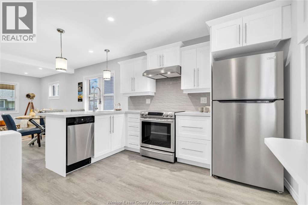 1209 CURRY AVENUE - 5