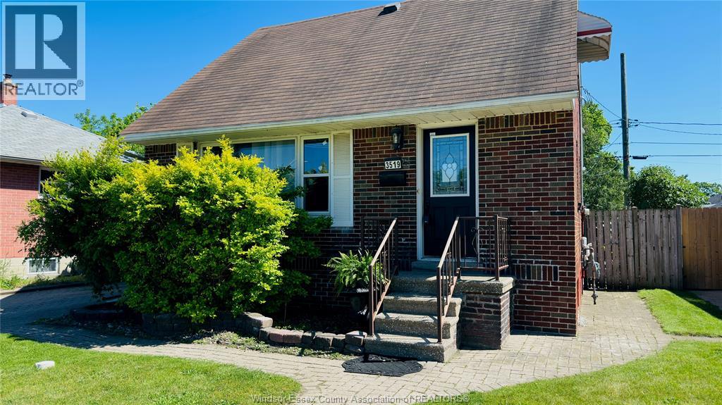 3519 TECUMSEH ROAD West - 4
