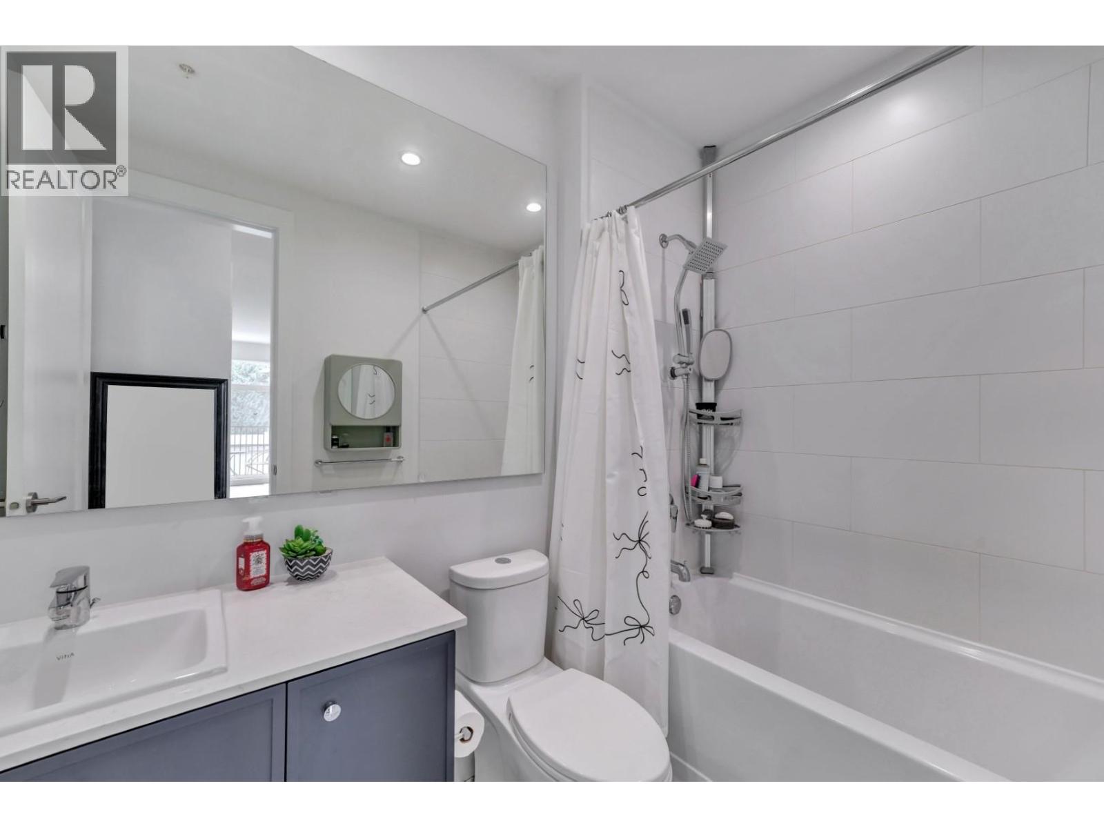 2 Bed, 2 Bath Apartment for Sale in Coquitlam – 404 718 EDGAR AVENUE, Coquitlam – MLS# R3141796 - Image 13
