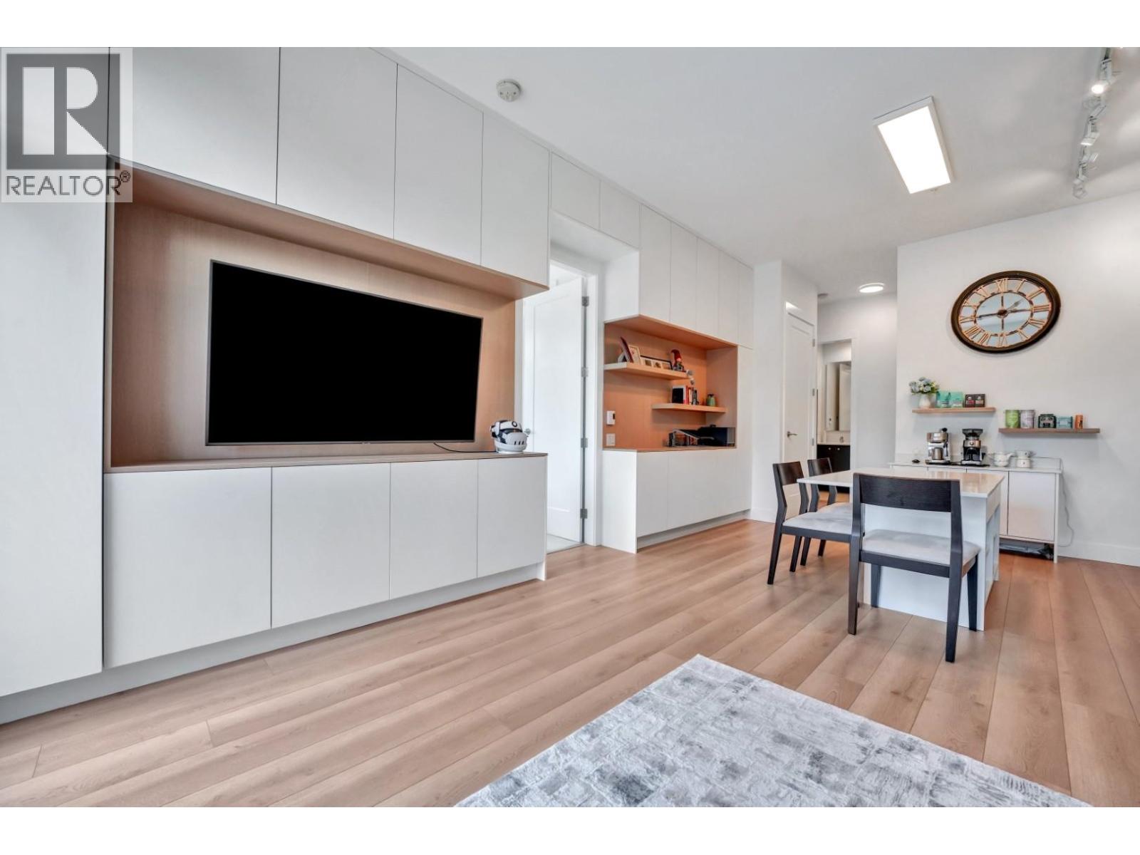 2 Bed, 2 Bath Apartment for Sale in Coquitlam – 404 718 EDGAR AVENUE, Coquitlam – MLS# R3141796 - Image 8