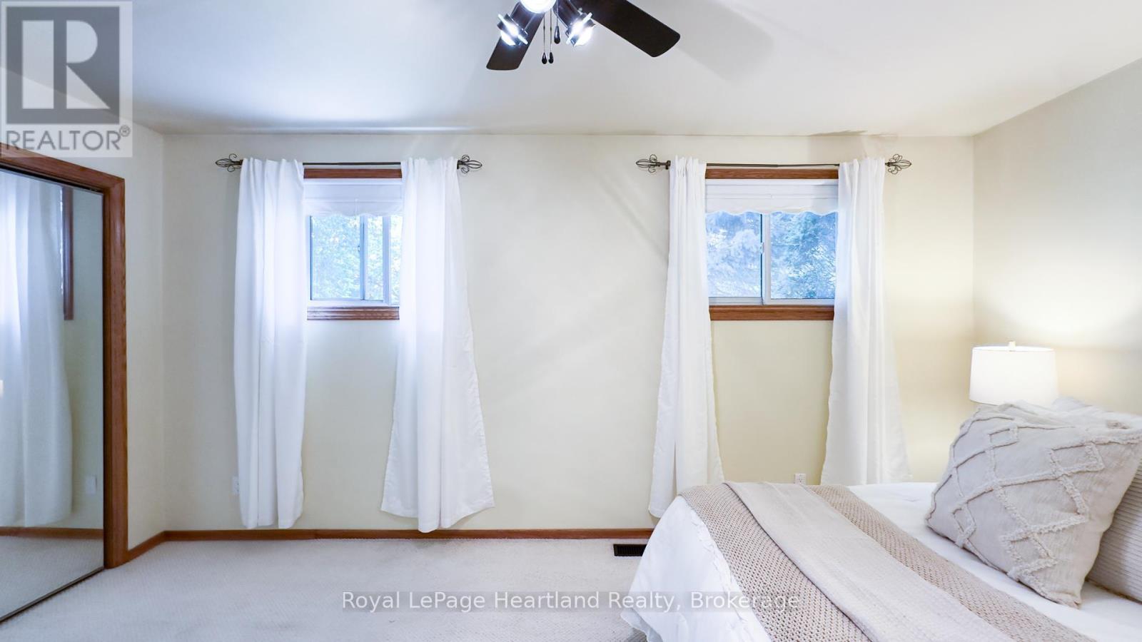 10 BISSETT COURT - 19