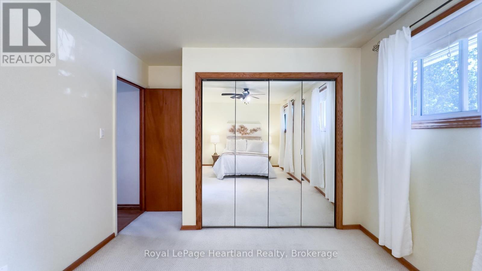 10 BISSETT COURT - 20