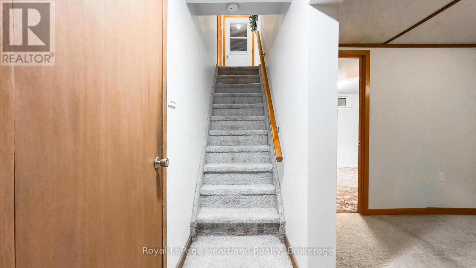 10 BISSETT COURT - 33